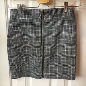 A-Line Houndstooth Mini Skirt Black and White